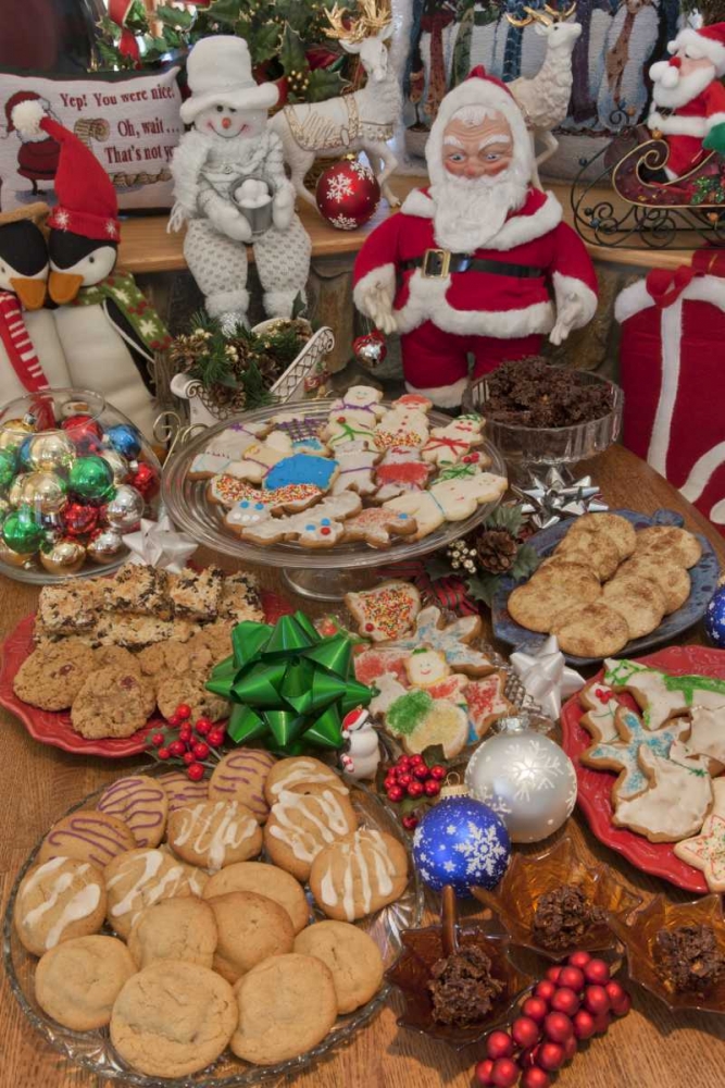 CO, Woodland Park Festive cookies during holiday